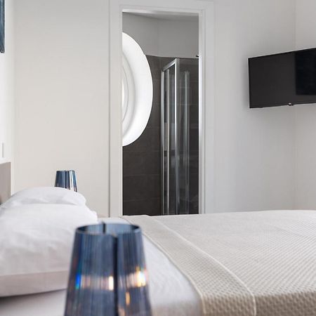 Oneweek Gaeta Suites And Apartments Eksteriør bilde