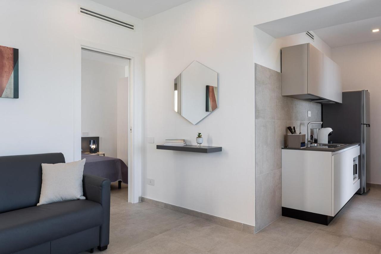 Oneweek Gaeta Suites And Apartments Eksteriør bilde