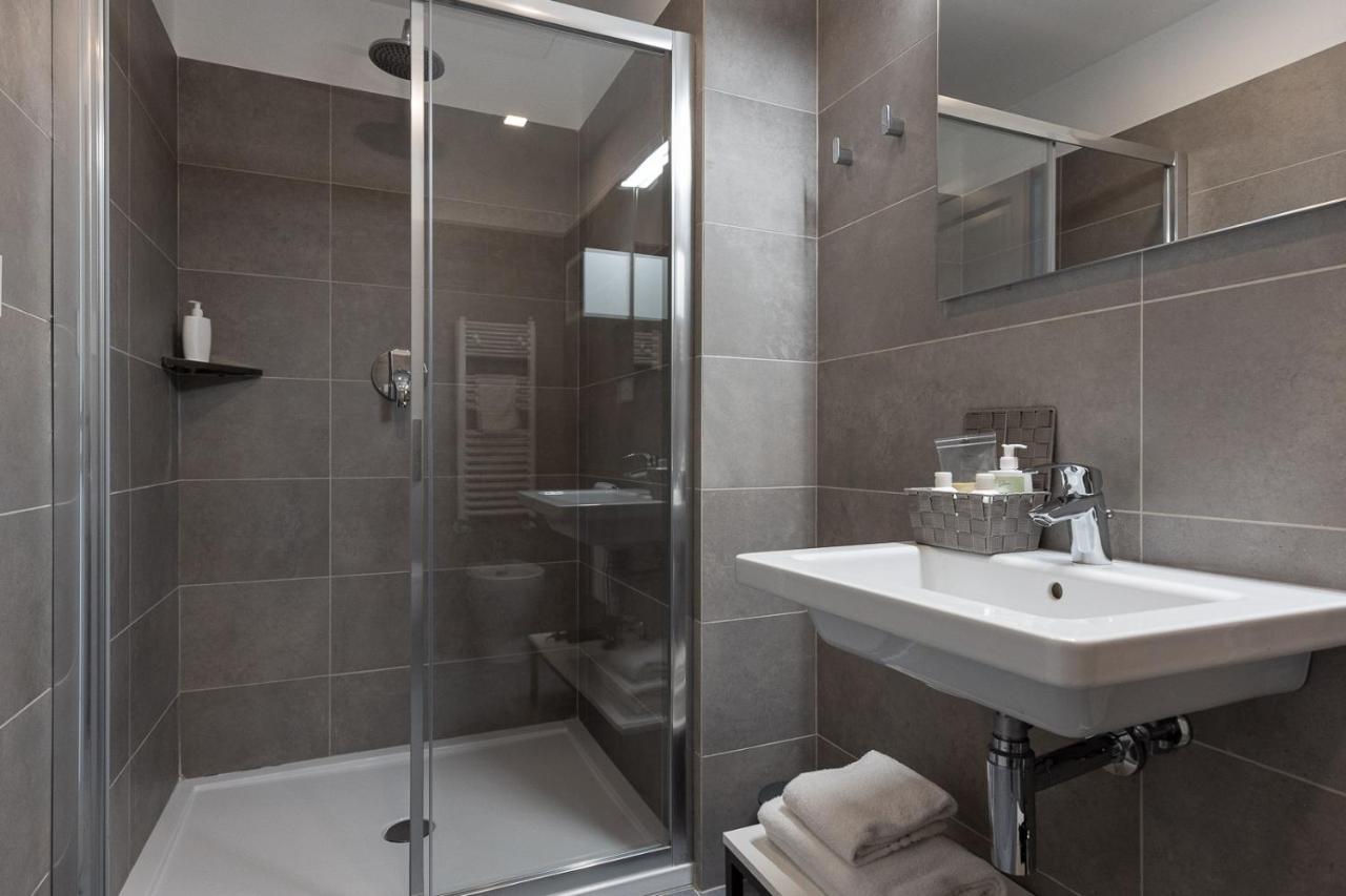 Oneweek Gaeta Suites And Apartments Eksteriør bilde