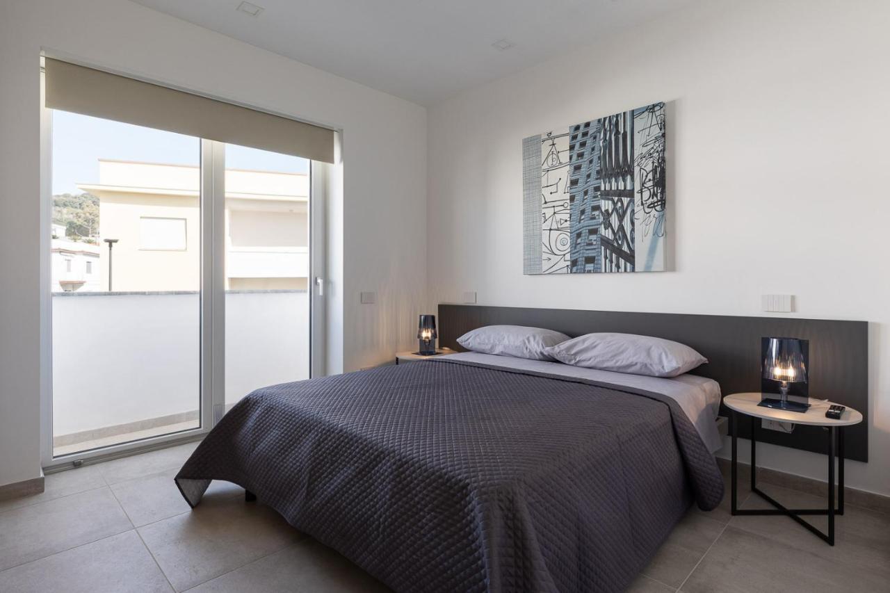 Oneweek Gaeta Suites And Apartments Eksteriør bilde