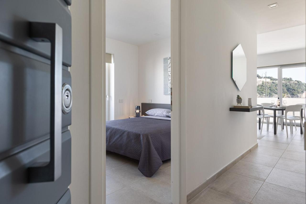 Oneweek Gaeta Suites And Apartments Eksteriør bilde