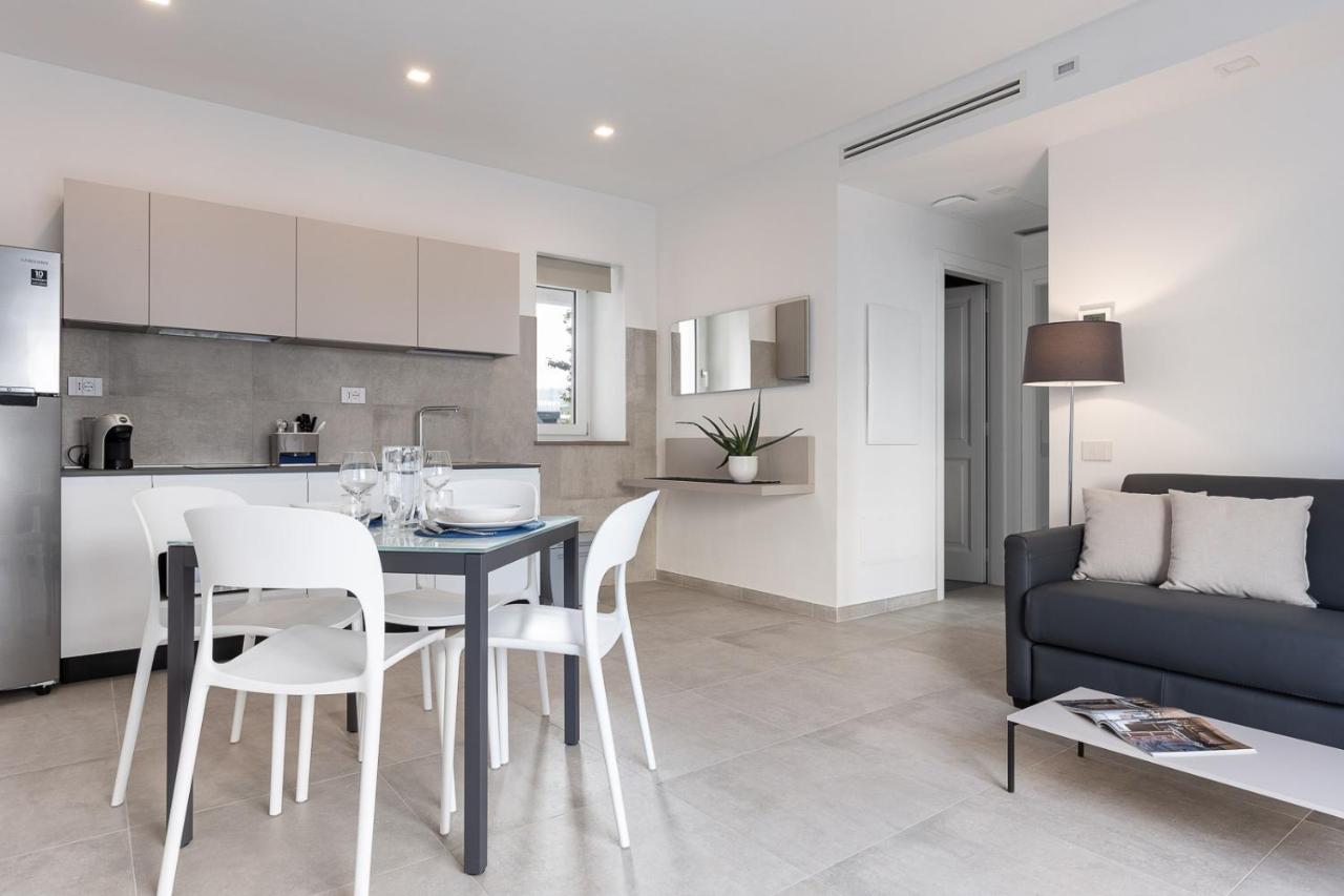 Oneweek Gaeta Suites And Apartments Eksteriør bilde